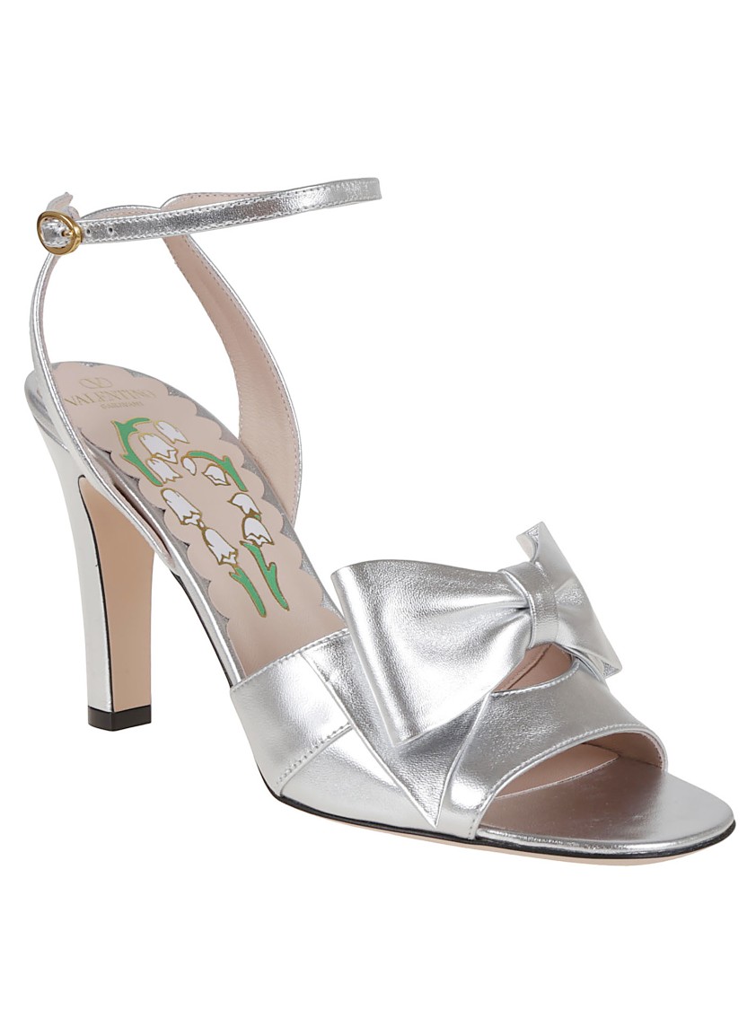 Valentino Bowow Metallic Leather Sandals In Silver