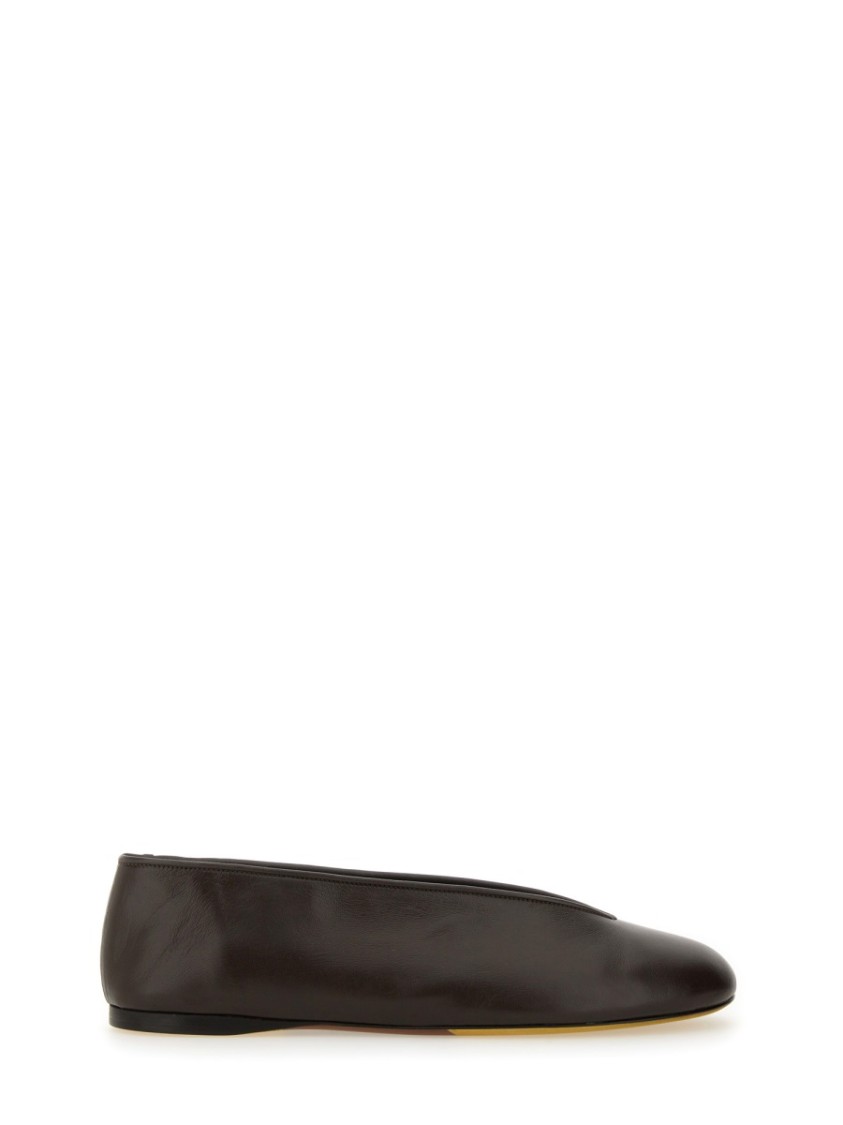 Shop Moschino "duck" Dancer Leather Flats In Brown