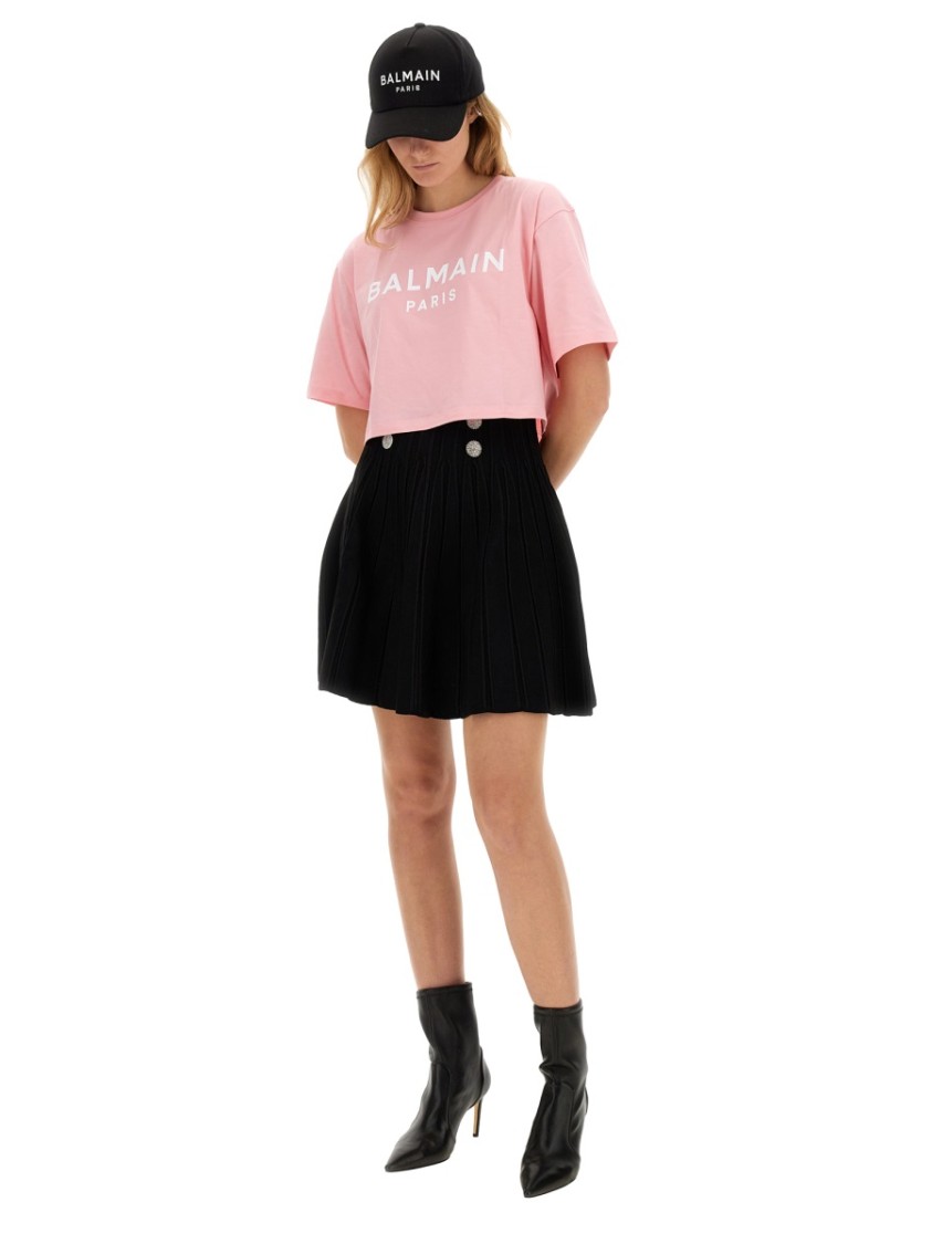Shop Balmain Cropped T-shirt With Bold Logo Print In Pink