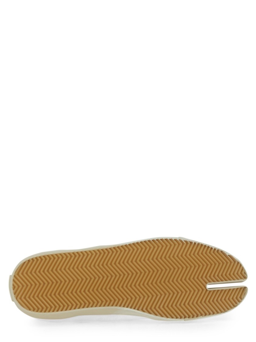 Maison Margiela Rubber Sole Sneakers Featuring Cut-out Detail In White
