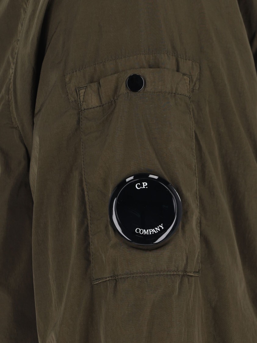 C.p. Company Logo Shirt Jacket - Green In Green