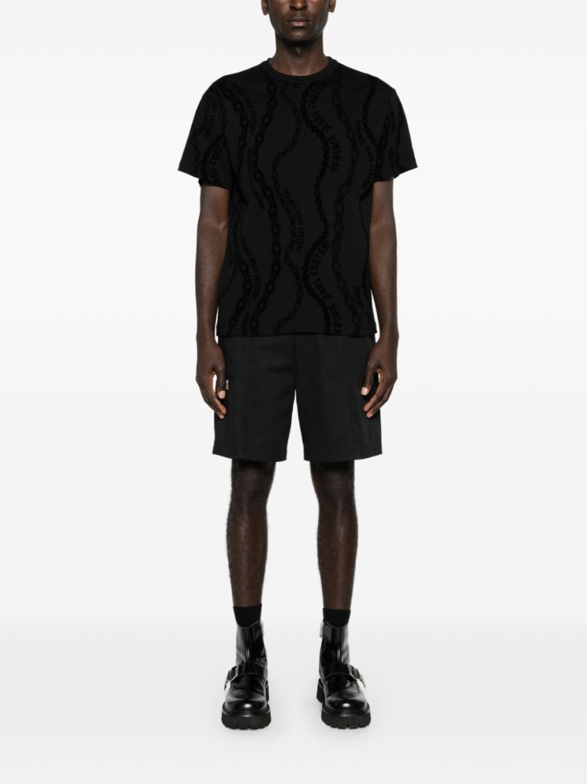 VERSACE JEANS COUTURE VERSACE JEANS COUTURE TEXTURED PATTERN BLACK T-SHIRT WITH CLASSIC CREW NECKLINE 