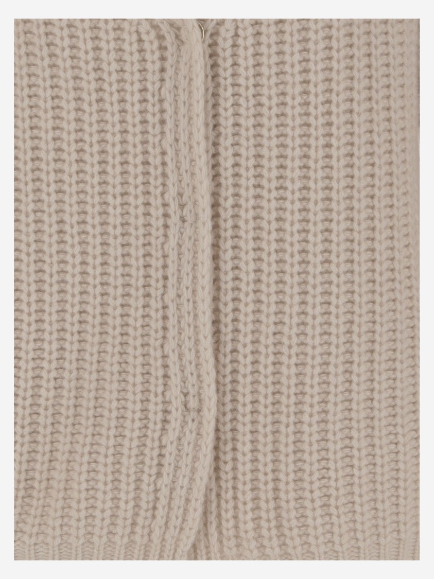 Bruno Manetti Long-sleeved Knitted Cardigan In Neutrals