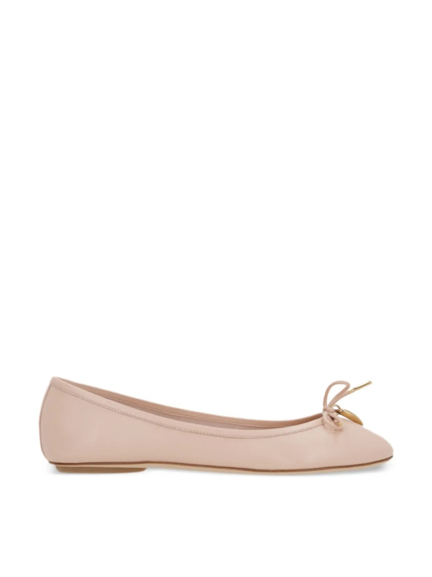 Chloé Iris Leather Ballerina Flats In Neutral