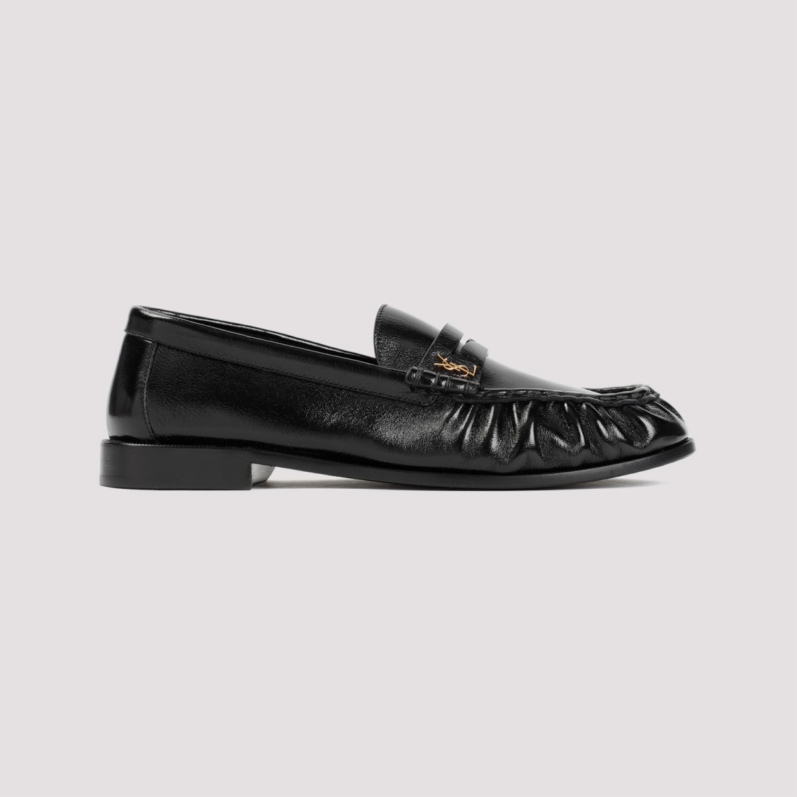 Saint Laurent 15 Black Lamb Leather Le Loafers In Black