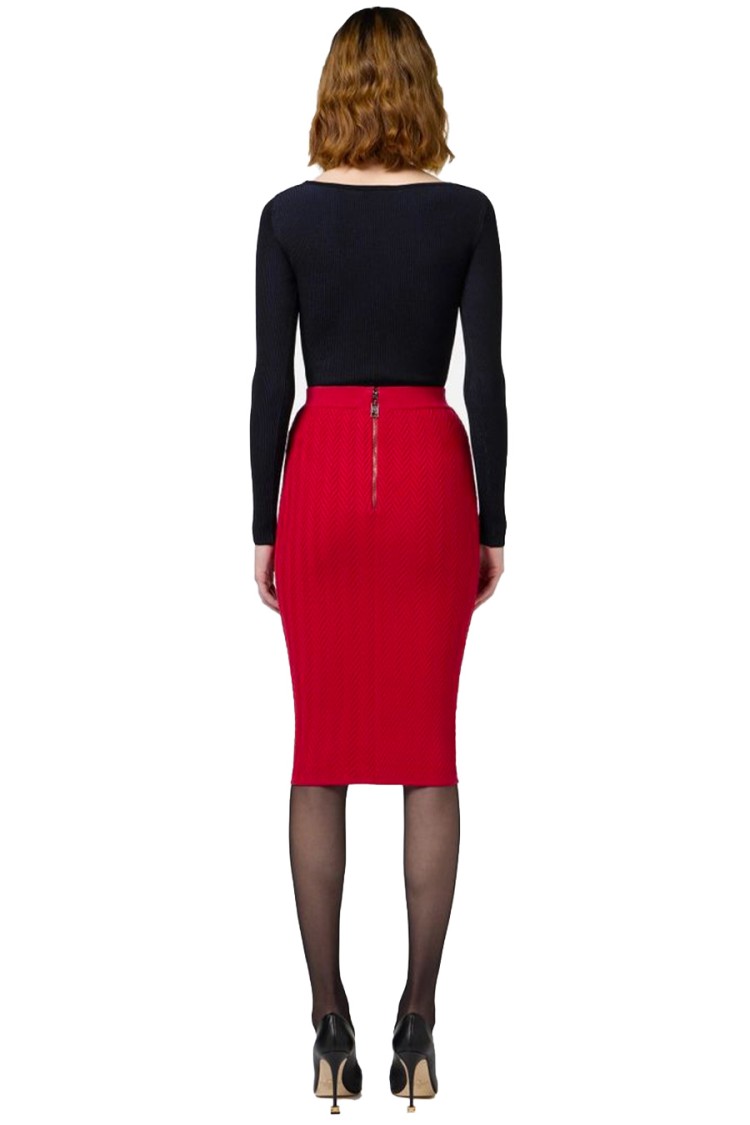 Elisabetta Franchi Textured Herringbone Midi Skirt With Chain Detail In Red