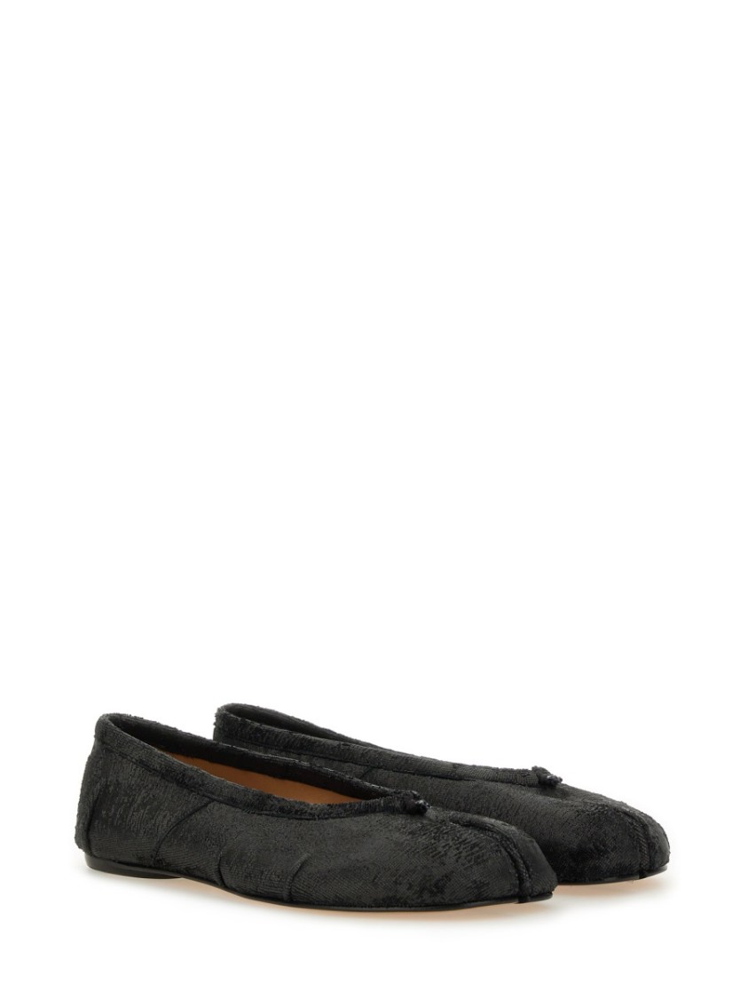 Maison Margiela Black Leather Tabi Ballerinas With Iconic Tabi Split-toe In Black