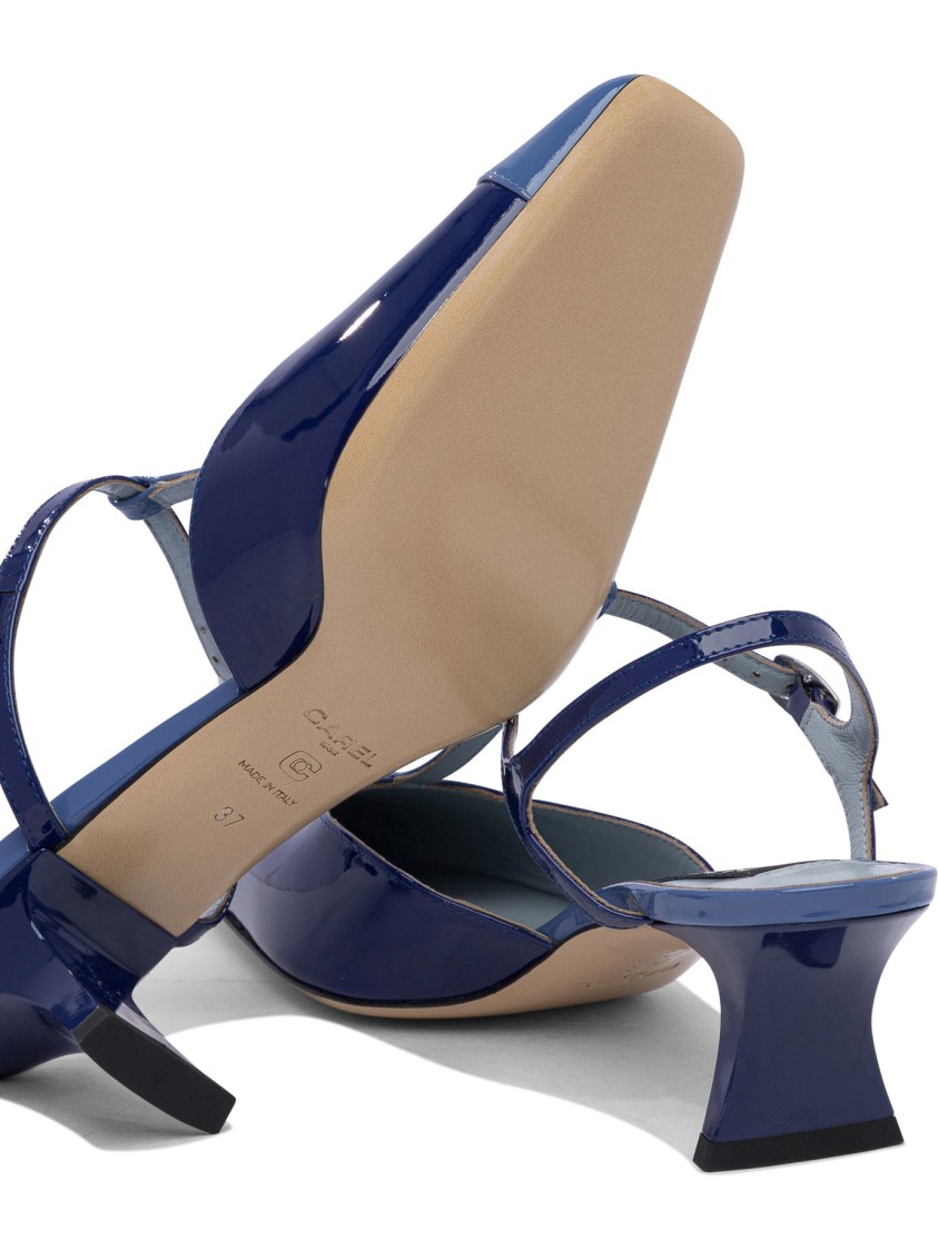 Carel Paris Pointed Toe T-strap Sandals In Calf Leather In Black
