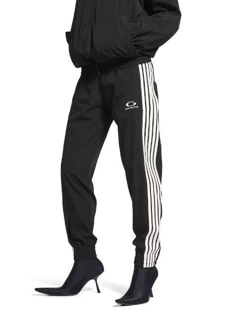 Balenciaga Elastic Waist Sweatpants In Black