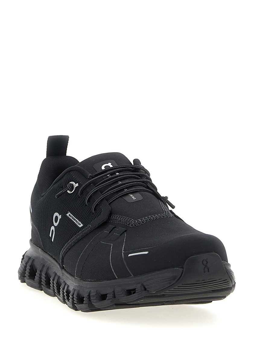 On Cloud 6 Wp Low-top Sneakers In Black