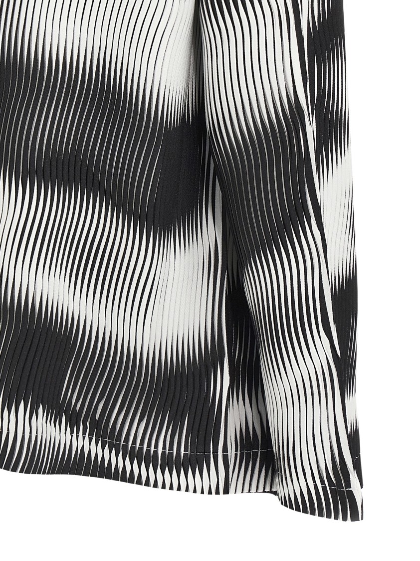 Issey Miyake Sway Pleats Printed Cardigan In Black