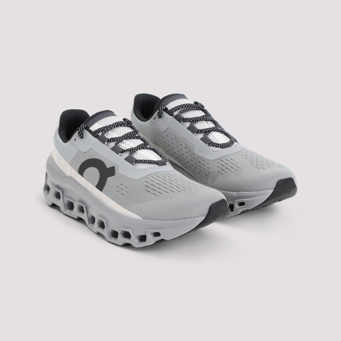 On Breathable Grey Sneakers With Robust Rubber Sole In Grey