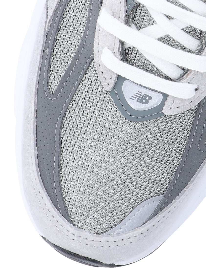 New Balance Grey Low Top Sneakers With Logo Detail In Suede And Tech Fabric Man
