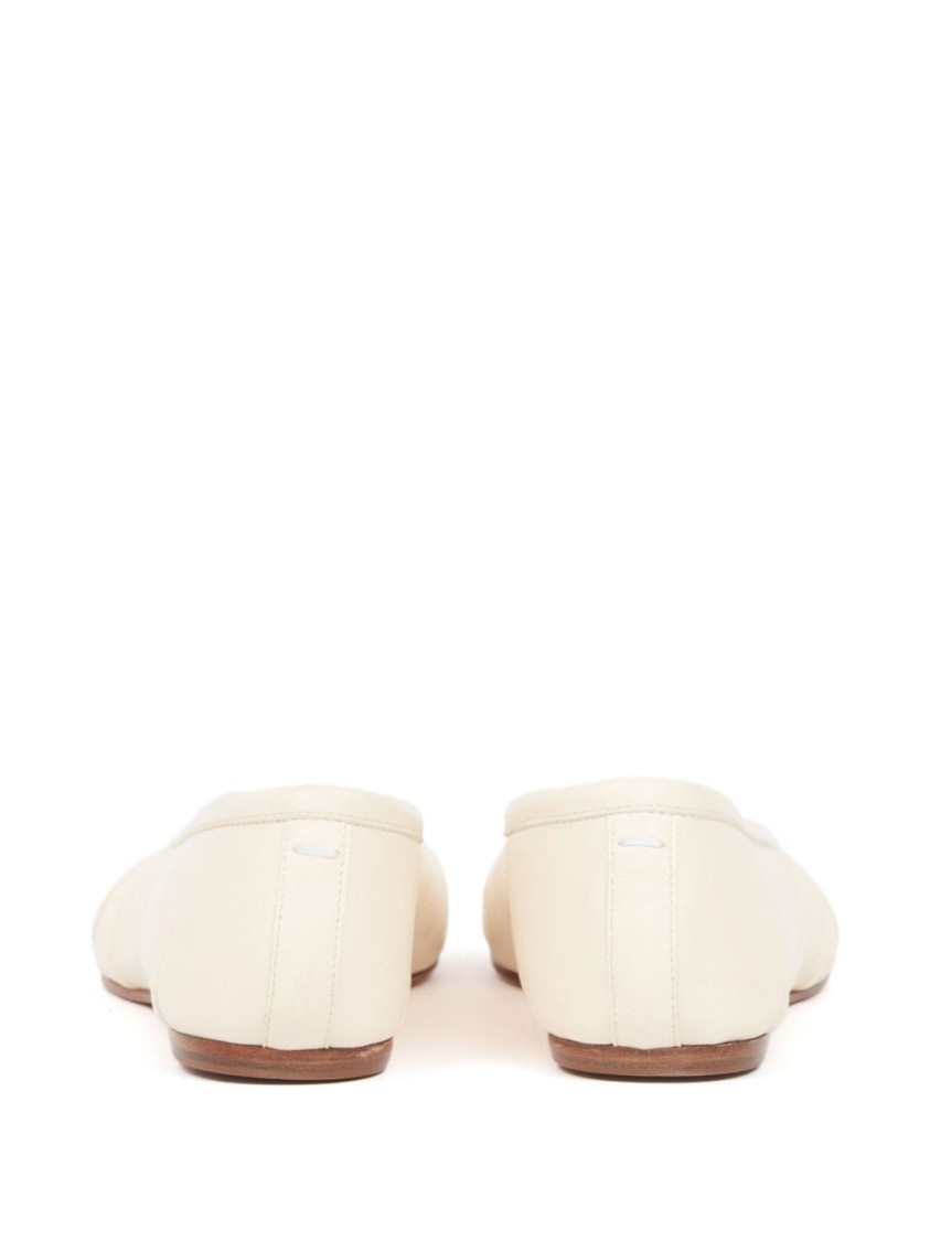 Maison Margiela 'tabi' White Ballerina Flats With Split-toe In Nappa Leather Woman In Neutrals