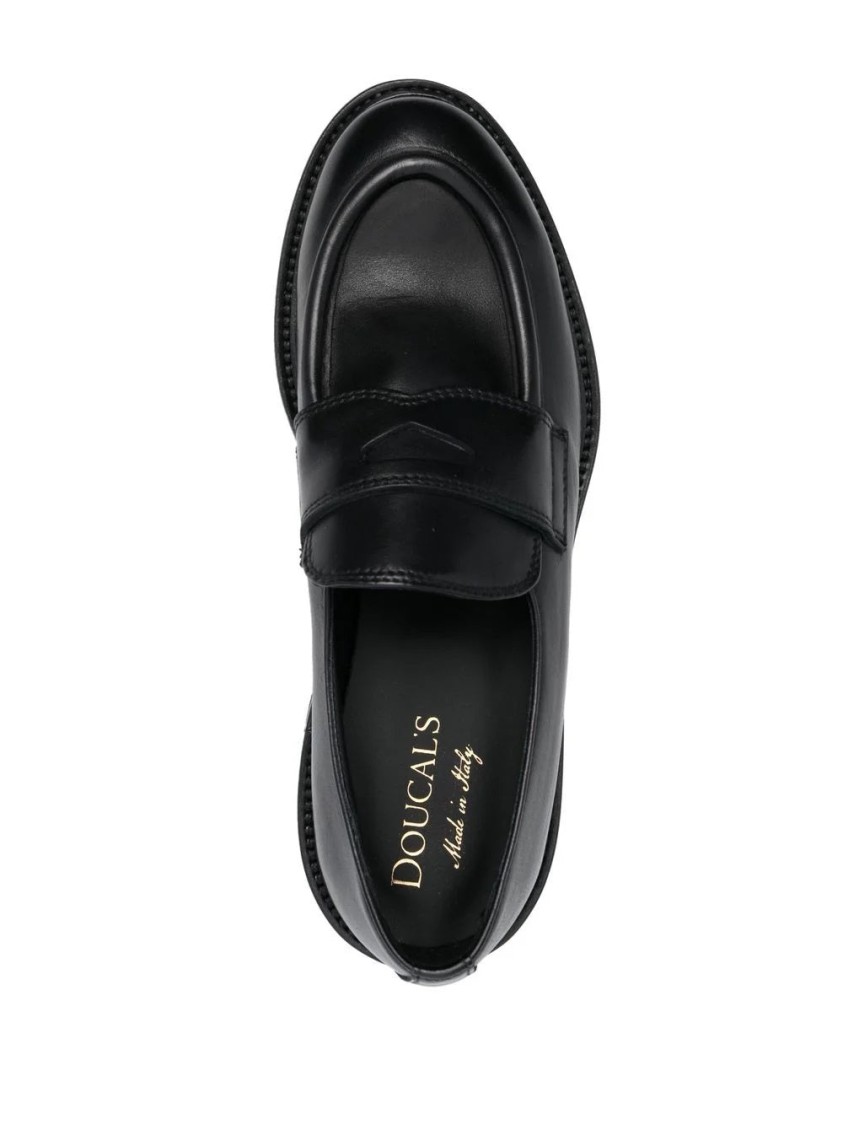 Doucal's Penny Strap Black Leather Loafers In Black