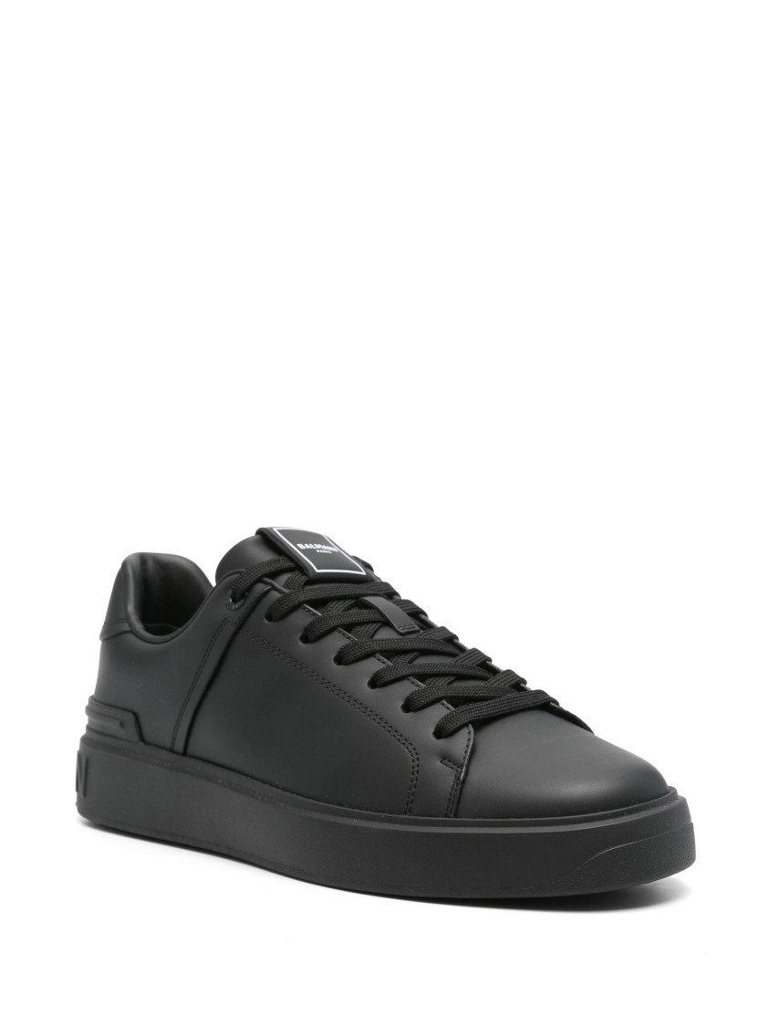 Balmain Low Top Lace Up Sneaker In Black