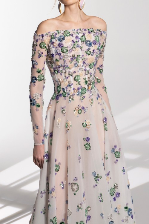 Tulle Off Shoulder Bustier／MAISONSPECIAL Floral Embroidered Off the Shoulder Tulle Tiered Ballgown
