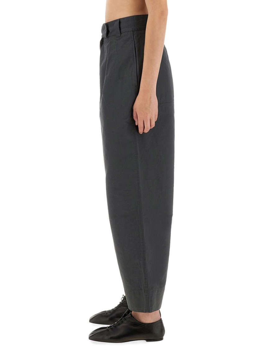 MARGARET HOWELL MARGARET HOWELL HIGH-WAISTED CROPPED PANTS WITH PLEATED FRONT