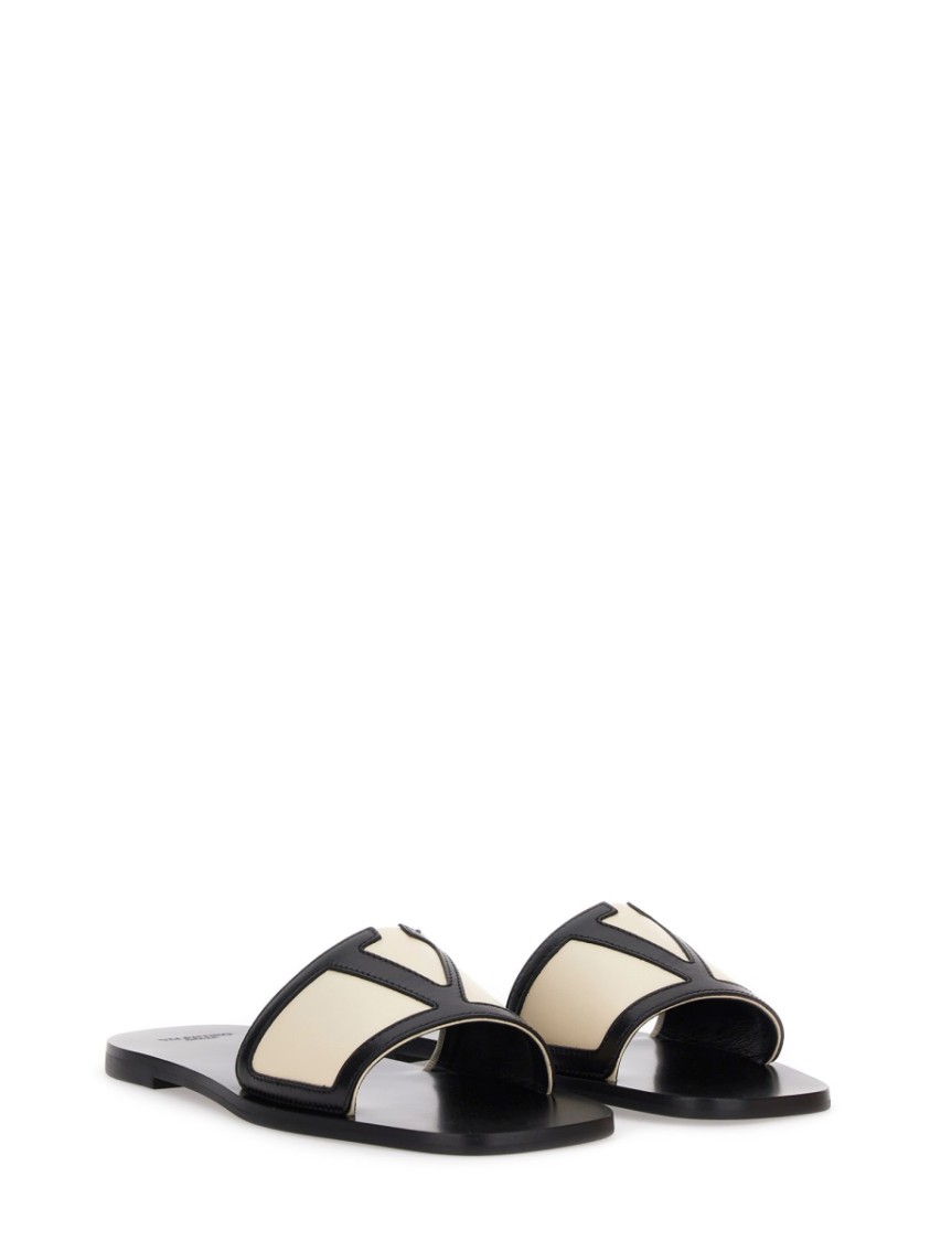 Valentino Butter White And Black Synthetic Slides With Wide Strap