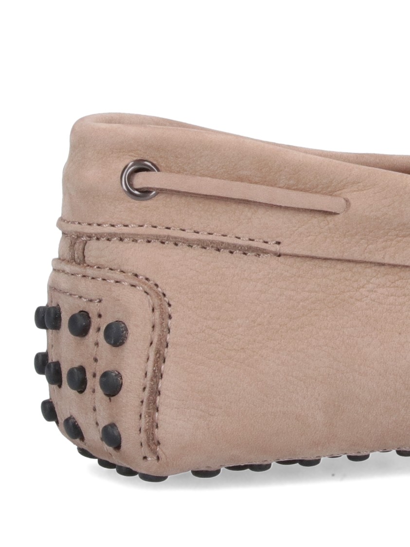 Tod's Gommino Driving Leather Slippers In Neutrals