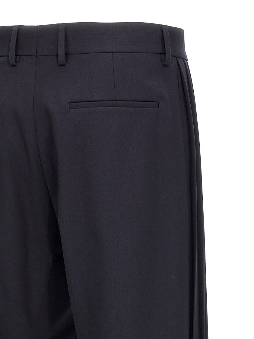 Fendi Crepe Trousers Featuring Pockets And Pleats In Black