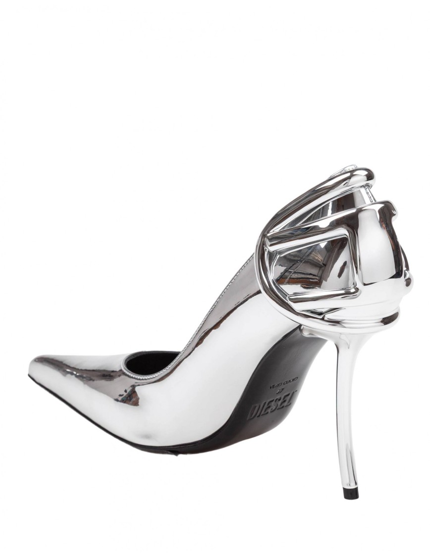 Diesel Metallic Leather Pumps With Curved Heel Silver Color In Silver