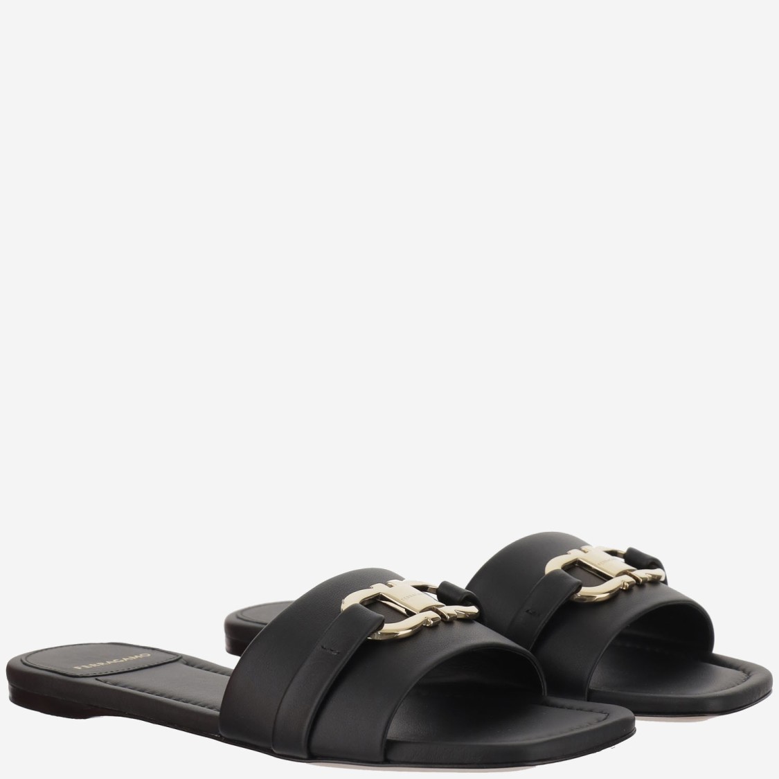 Shop Ferragamo Salvatore Leather Flat Sandals With Logo In Black