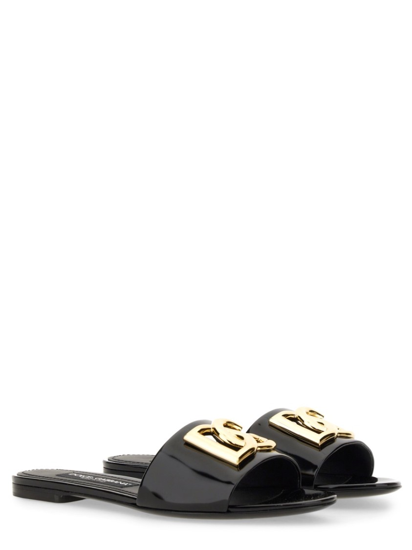 Dolce & Gabbana Logo-plaque Leather Slides In Black