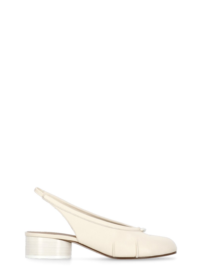 Shop Maison Margiela White Leather Tabi Slingback In Neutrals