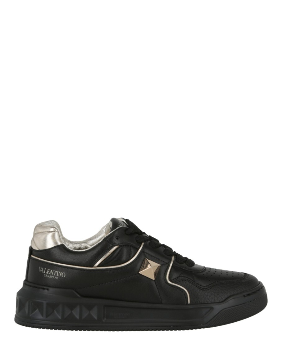 Valentino One Stud Low-top Leather Sneaker