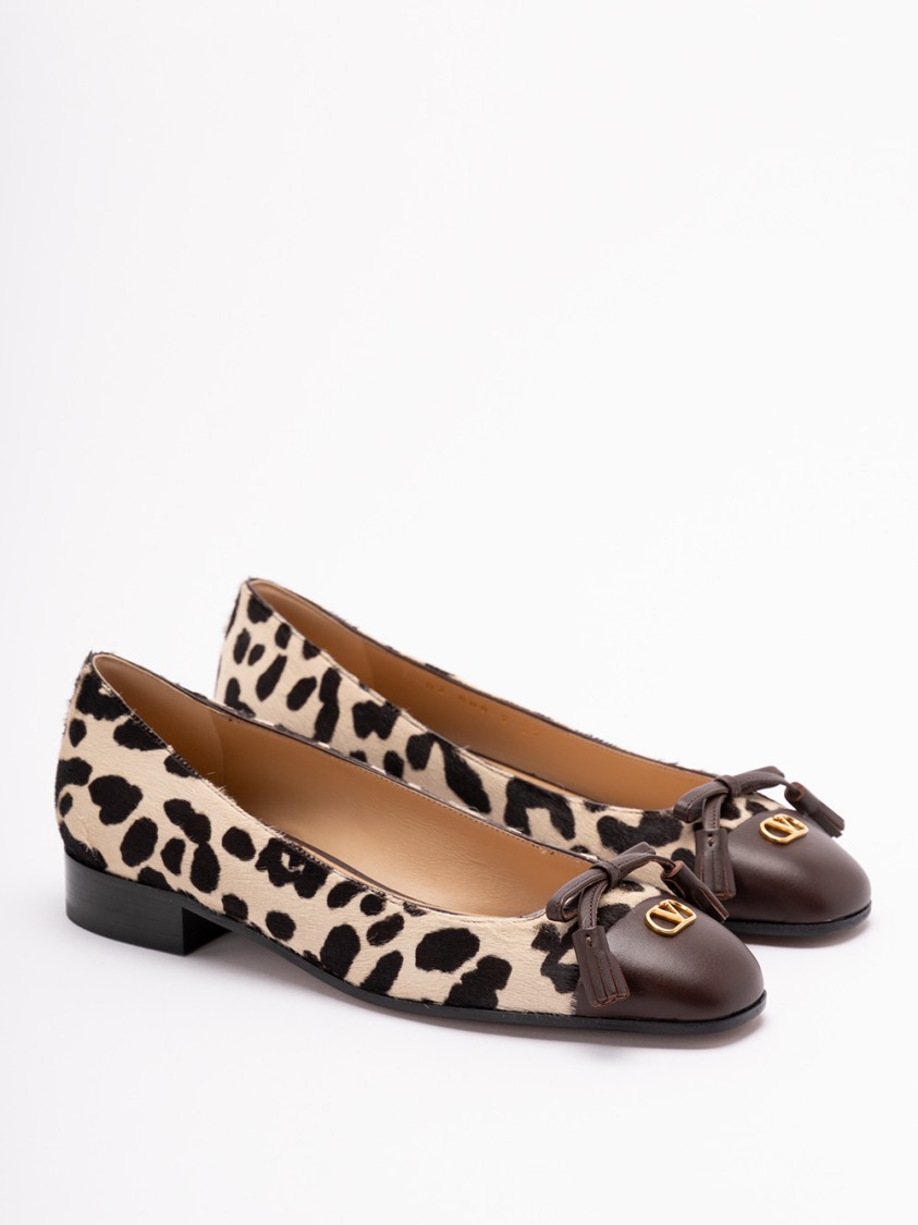 Valentino Ballerina Leather-trimmed Leopard-print Calf Hair Flats In Black