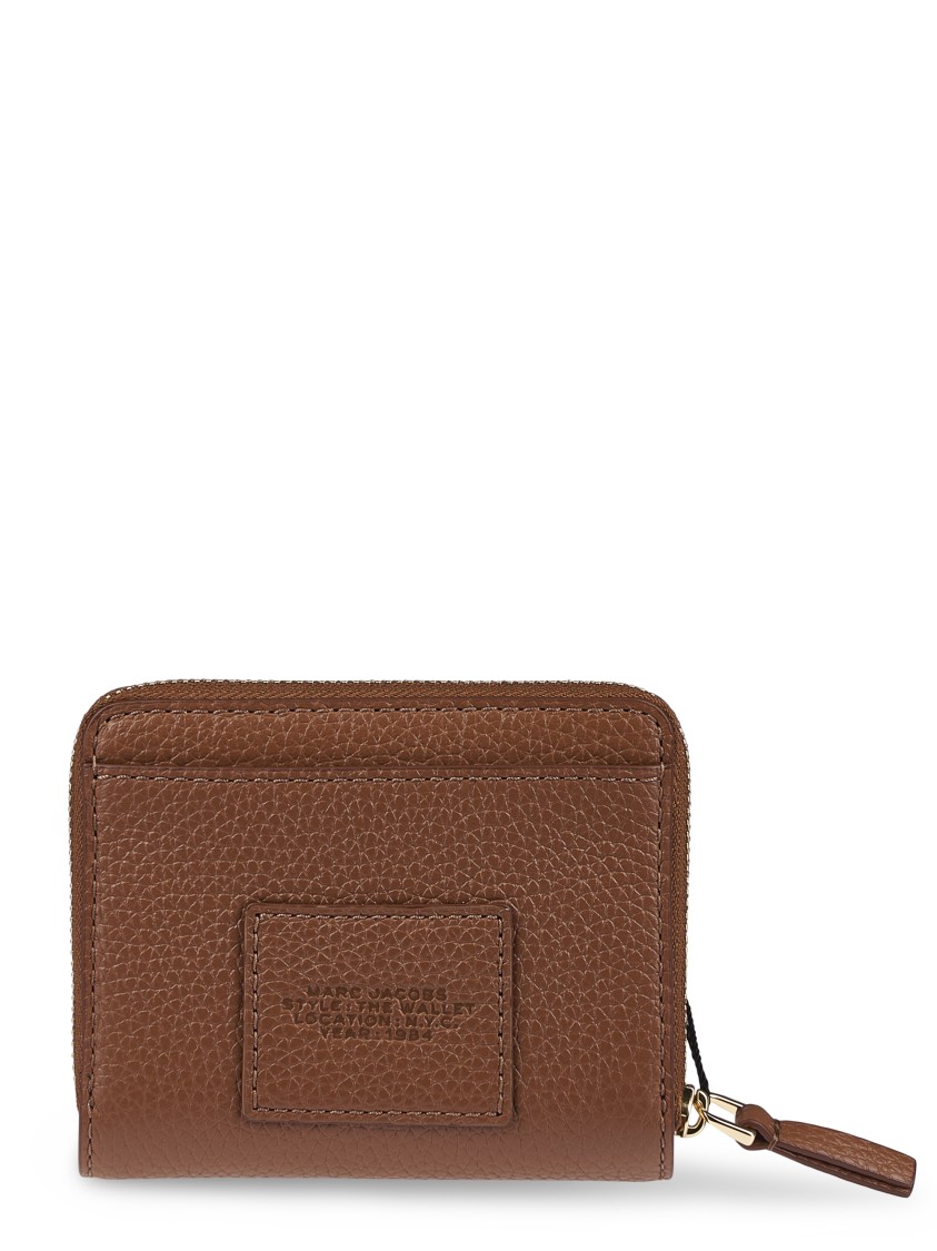 Marc Jacobs Mini Compact Wallet In Textured Leather With Zip Closure In Brown