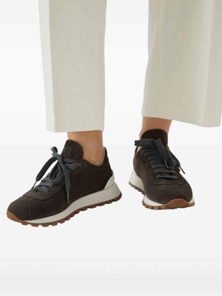 Brunello Cucinelli Brown Low Top Sneakers With Monil Detail On The Side And Embossed Logo Lettering On The Rear In Leat In Brown