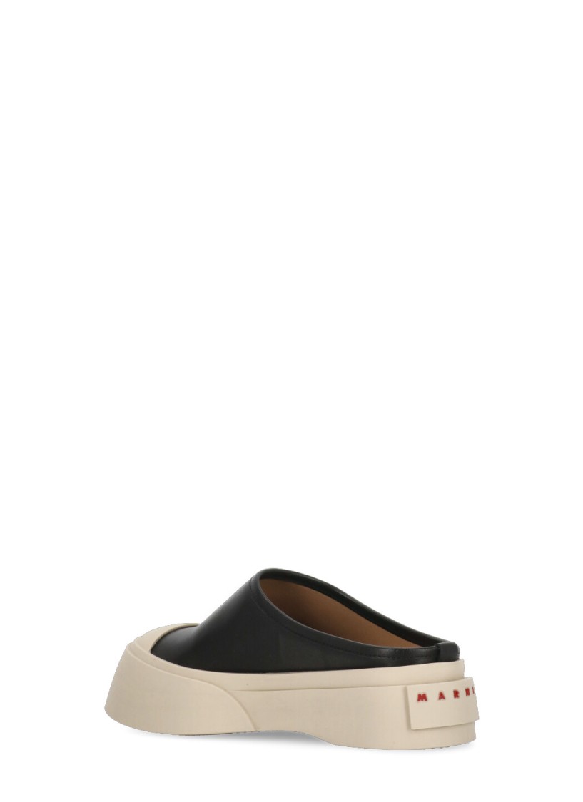 Marni Smooth Leather Pablo Clogs In Black