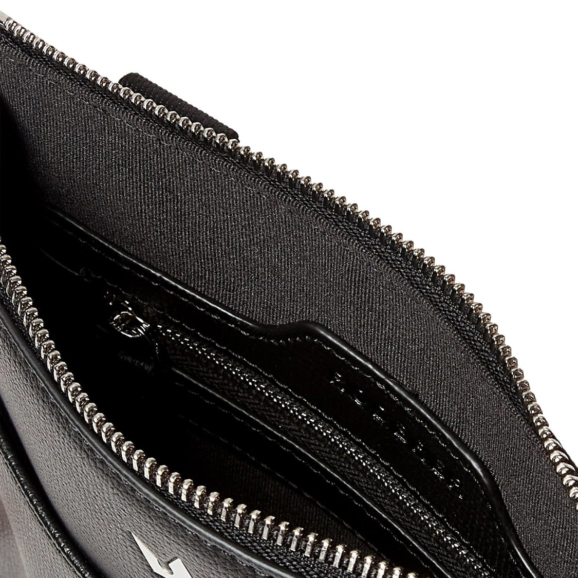 Roderer Award Flat Messenger Bag In Black