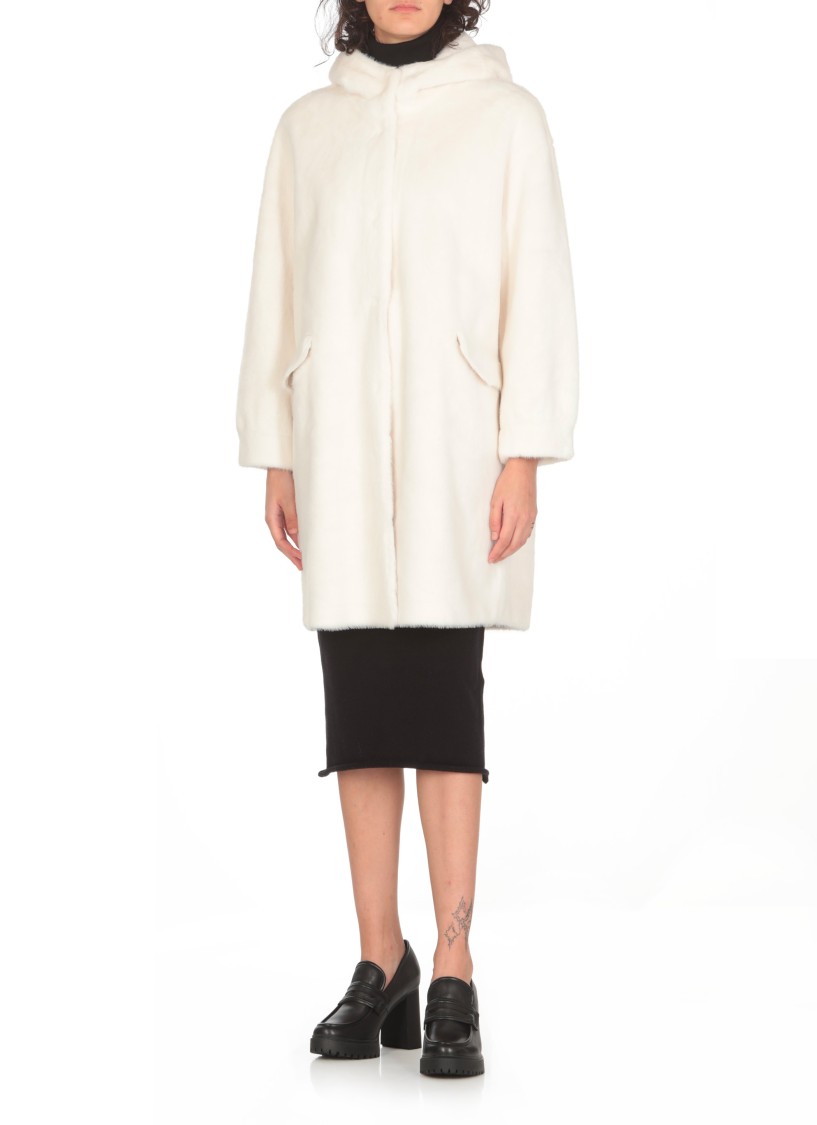 Betta Corradi Mimi Coat In White