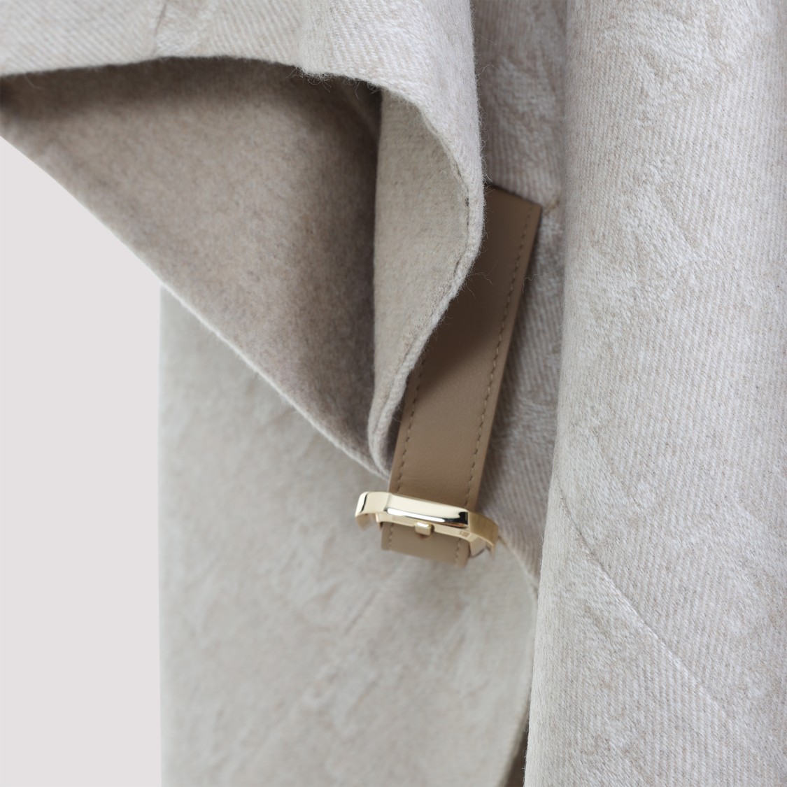 Max Mara Relaxed Silhouette Cape Coat With Embossed Pattern In White