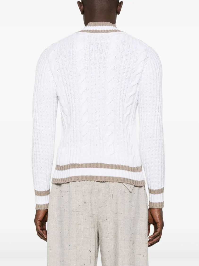 Drumohr Textured Cable Knit V-neck Sweater In White