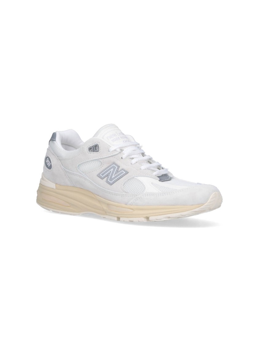 New Balance Sporty Pigskin And Mesh Sneakers With Cushioned Sole In White