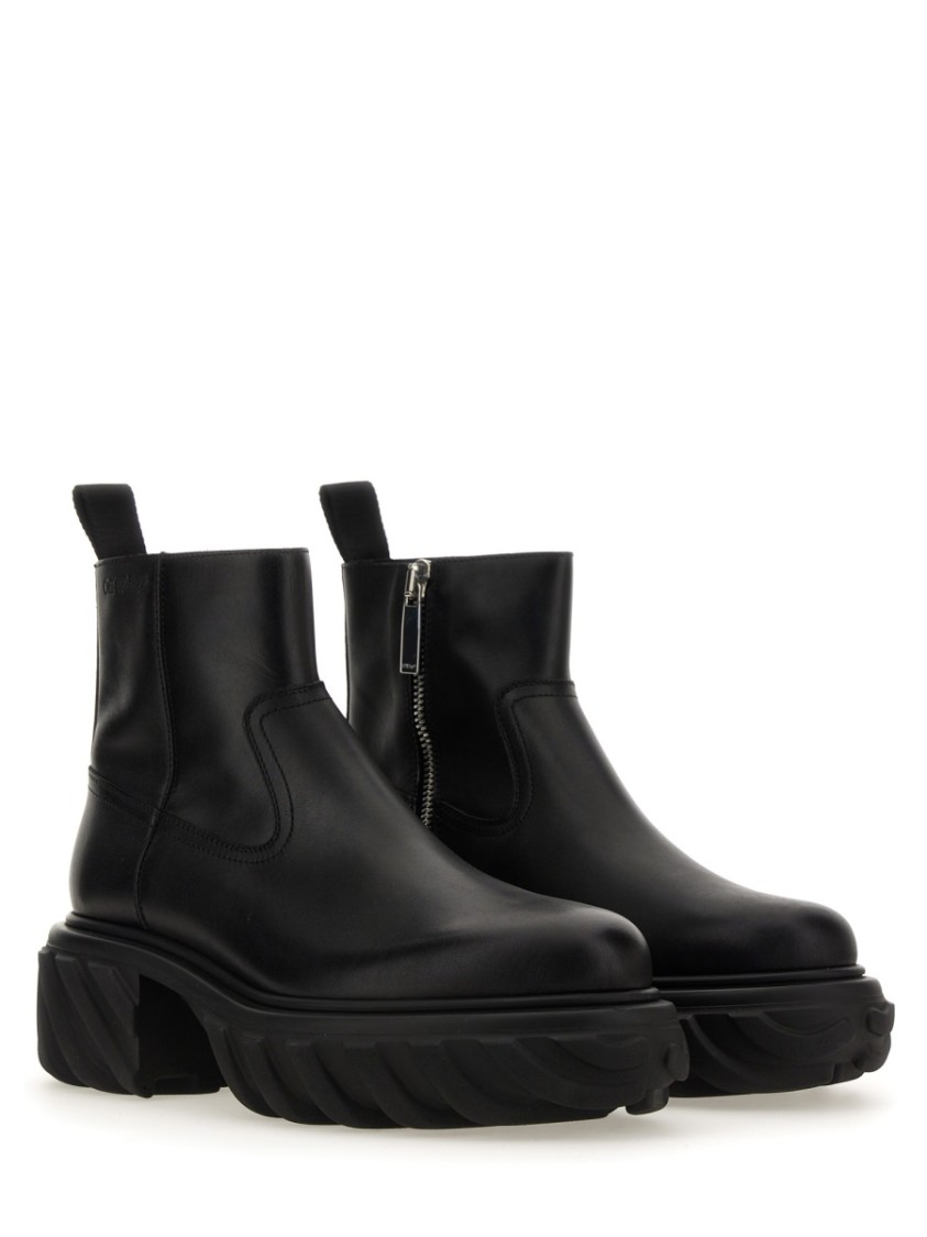 Off-white Chunky Sole Leather Boots With Elastic Side Panels In Black
