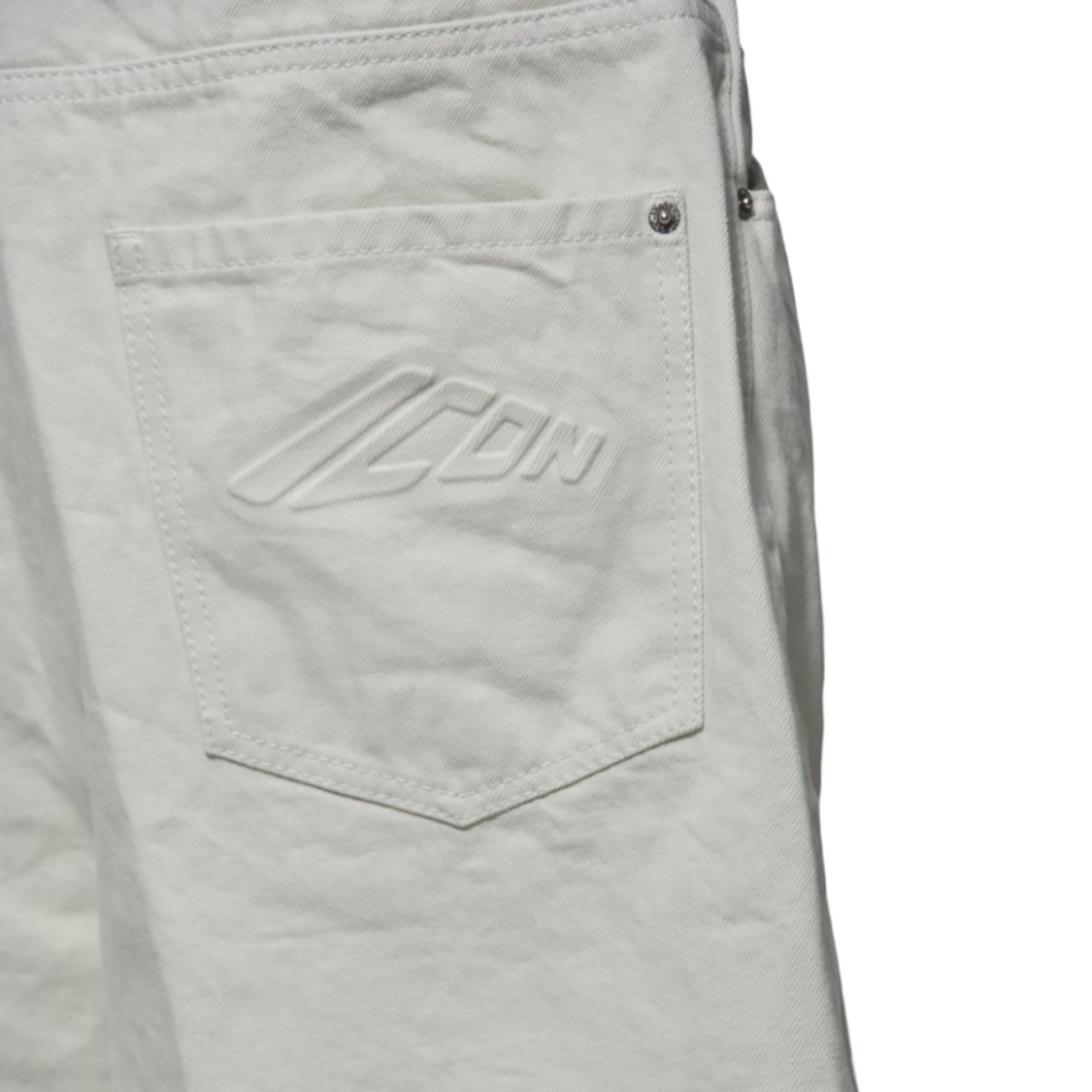 DSQUARED2 DSQUARED2 ICON NEW GENERATION SURFER BERMUDA IN CREAM COTTON