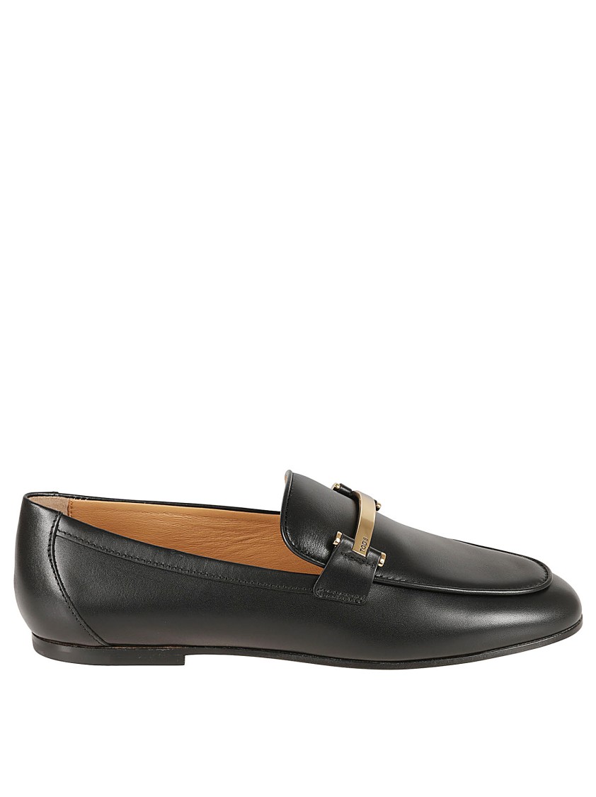 Tod's Classic Calfskin Moccasins In Black