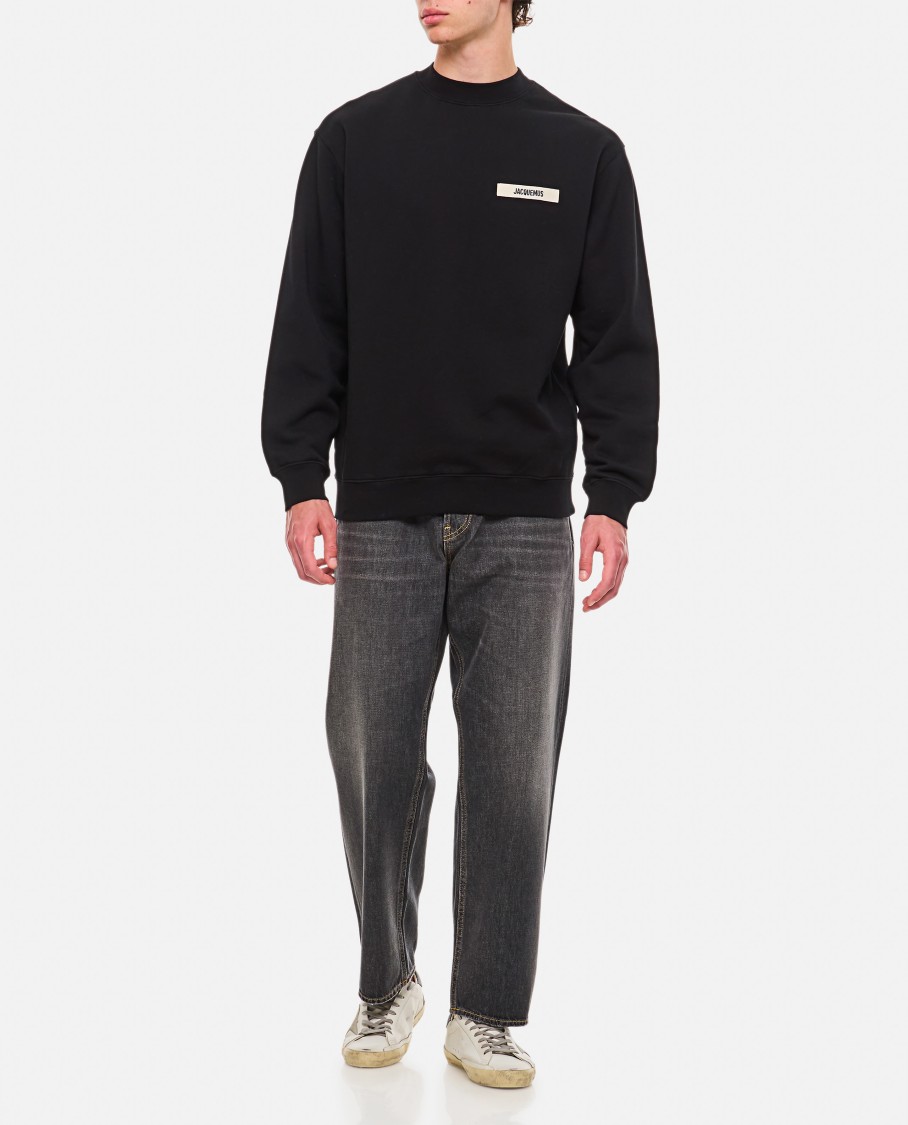 Jacquemus Crewneck Sweatshirt With Subtle Logo Detailing In Black