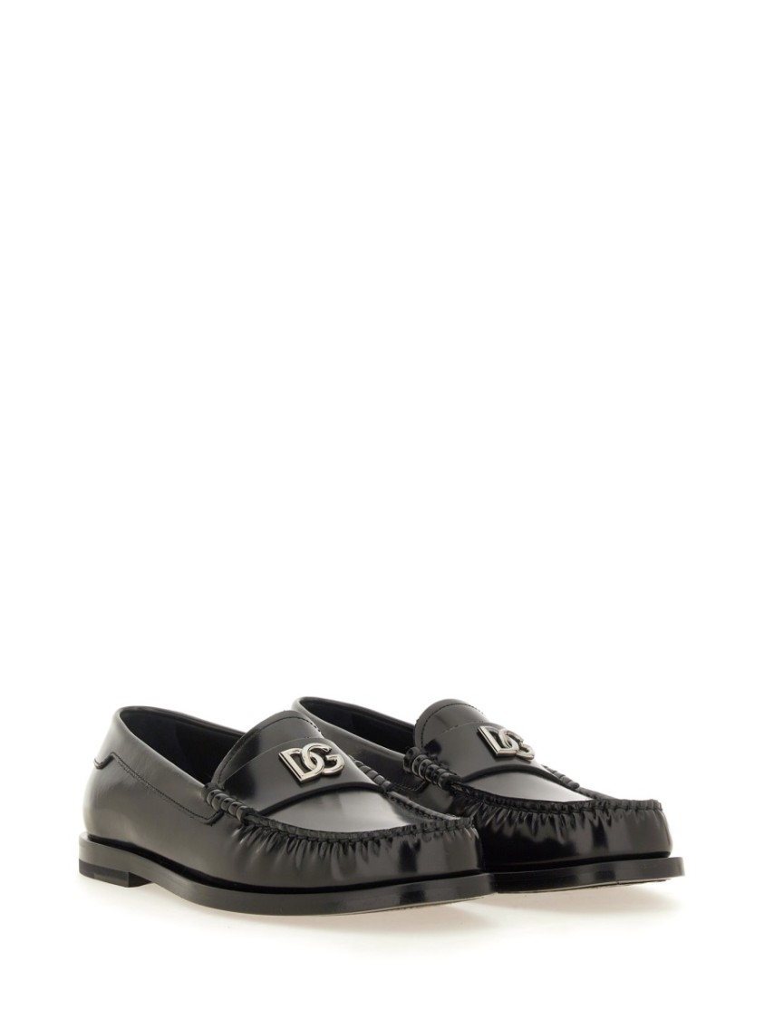 Dolce & Gabbana Dg Medallion Leather Classic Loafers In Black