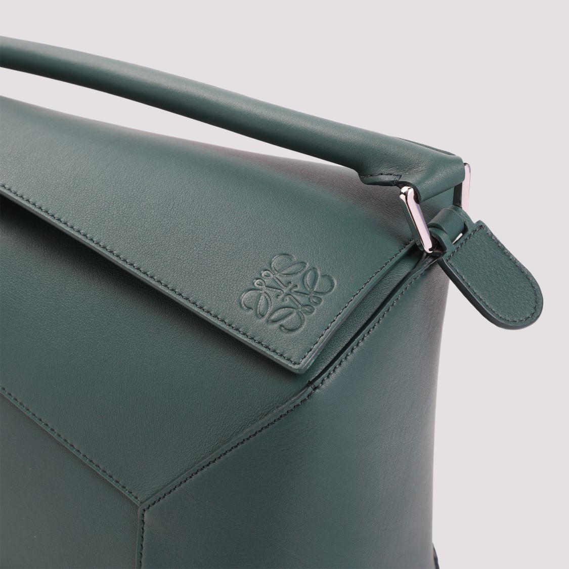 Loewe Puzzle Edge New Large Evergreen Calfskin Shoulder Bag