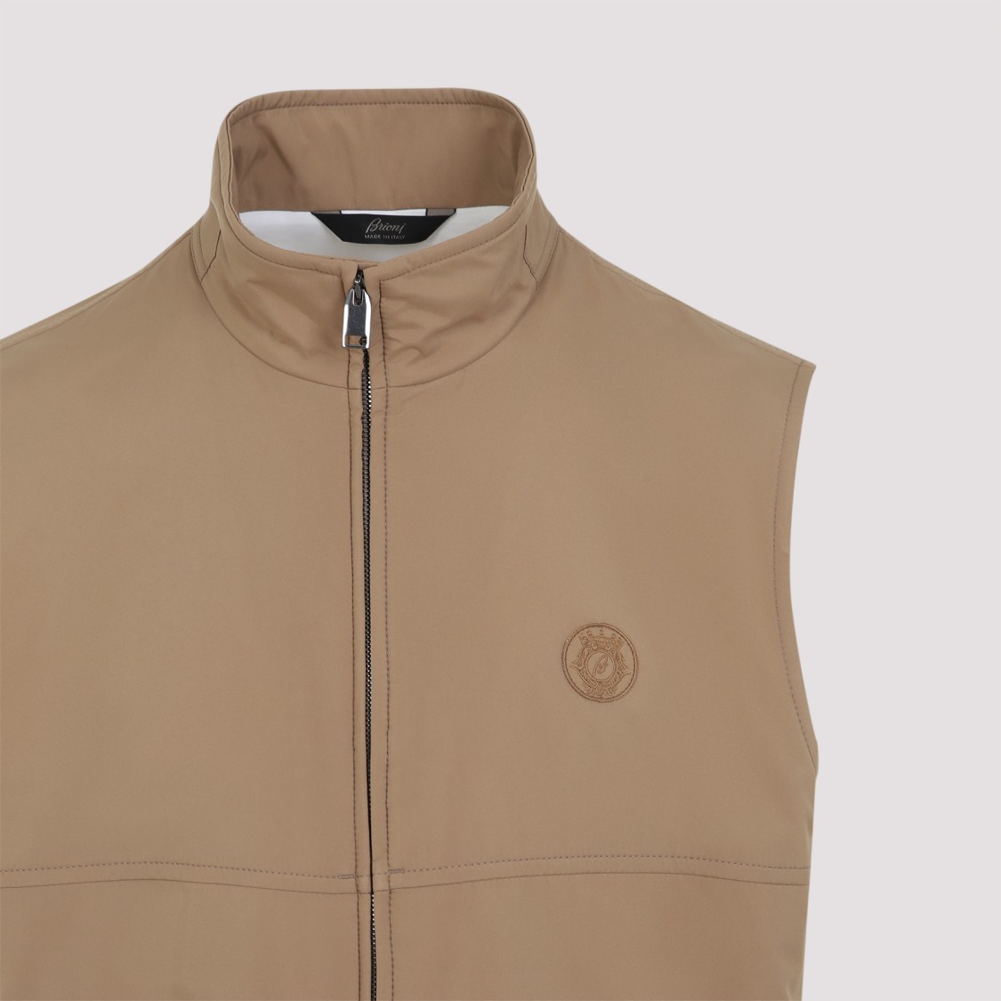 Brioni Logo Zip-up Gilet In Brown