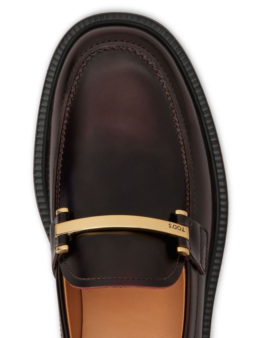 Tod's Polished Burgundy Loafers With Decorative Metal Bar In Burgundy