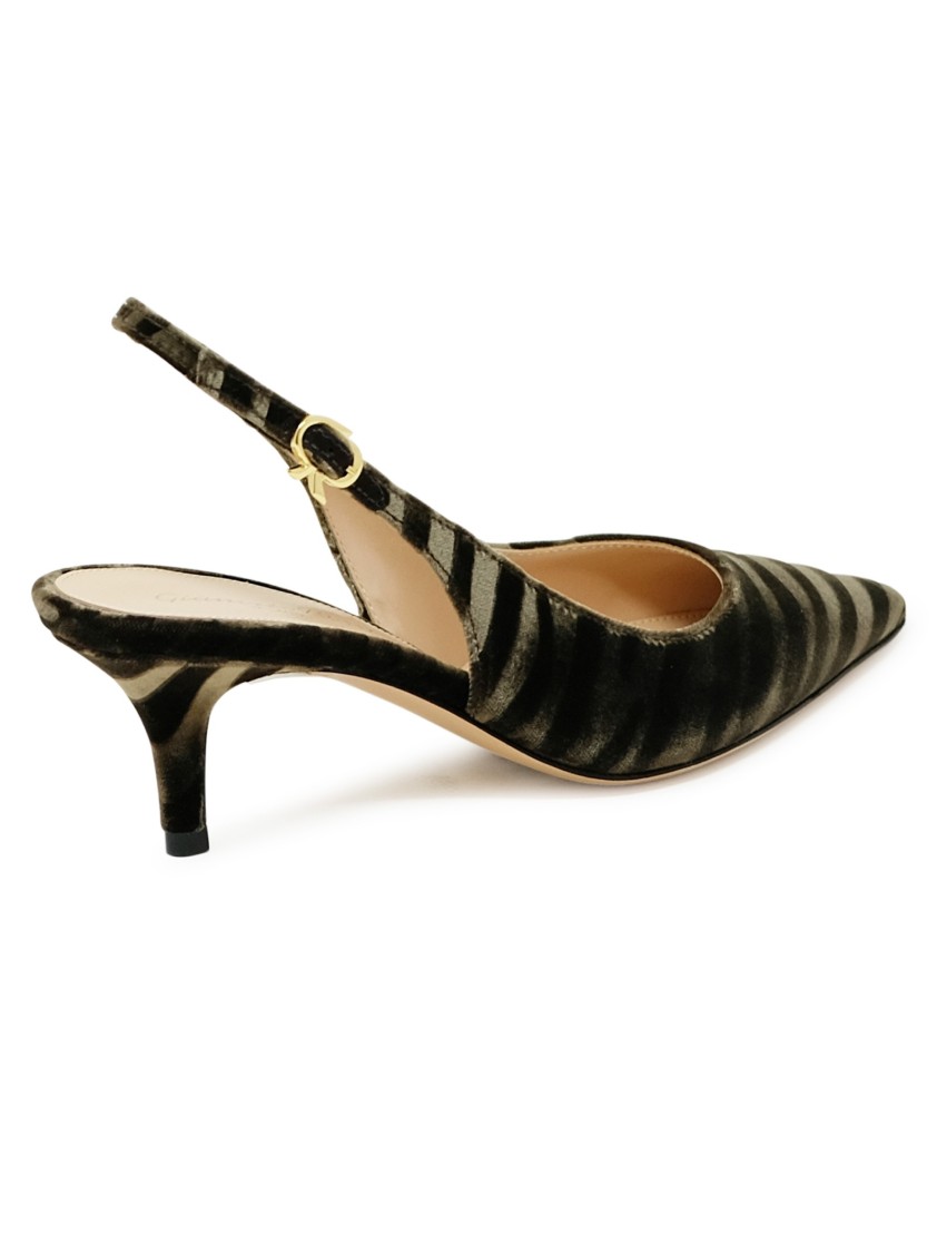 【送料&関税込】Gianvito Rossi Mink Zebra Print Velvet Pumps Gianvito Rossi Mink Zebra Print Velvet Pumps | THE LIST