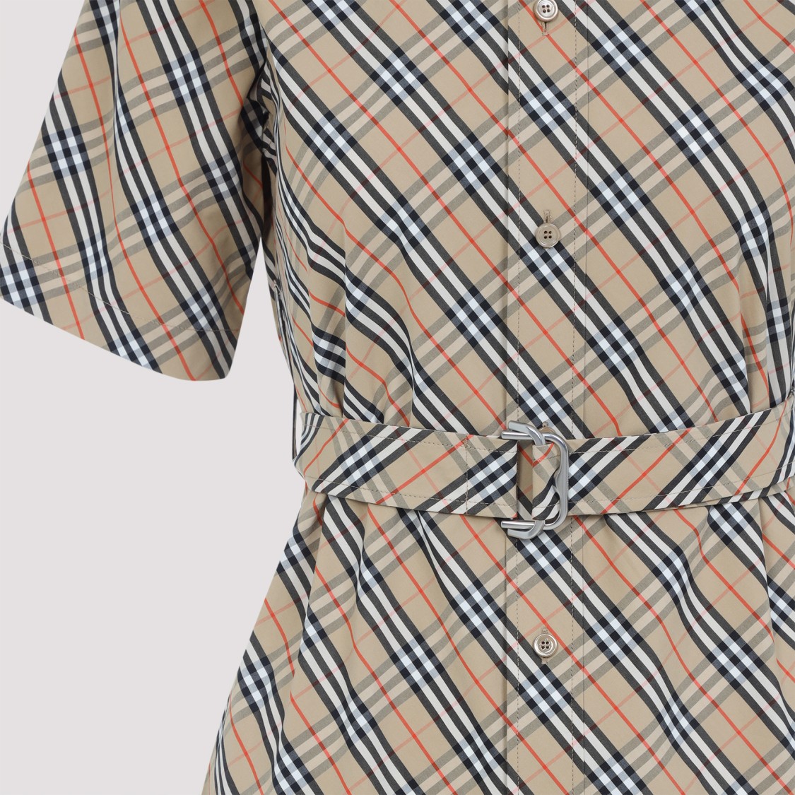 オールインワン・サロペット Burberry Shirt Dress With Diagonal Plaid Pattern Burberry Shirt Dress With Diagonal Plaid Pattern | THE LIST