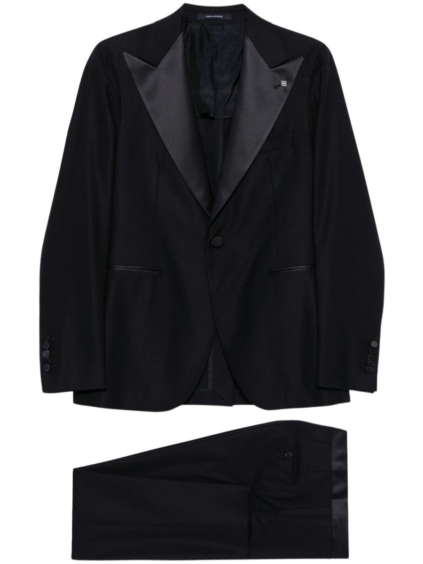 Shop Tagliatore Tailored Suit In Luxurious Virgin Wool In Black